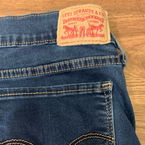 Levi skinny jeans - Picture 5 of 5